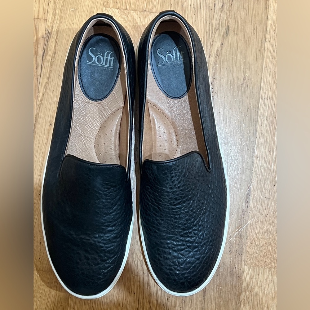 Women's Black Slip-On Shoes